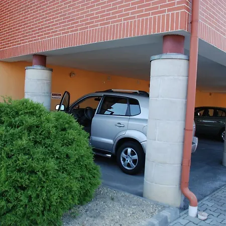 Romai Apartmanhaz